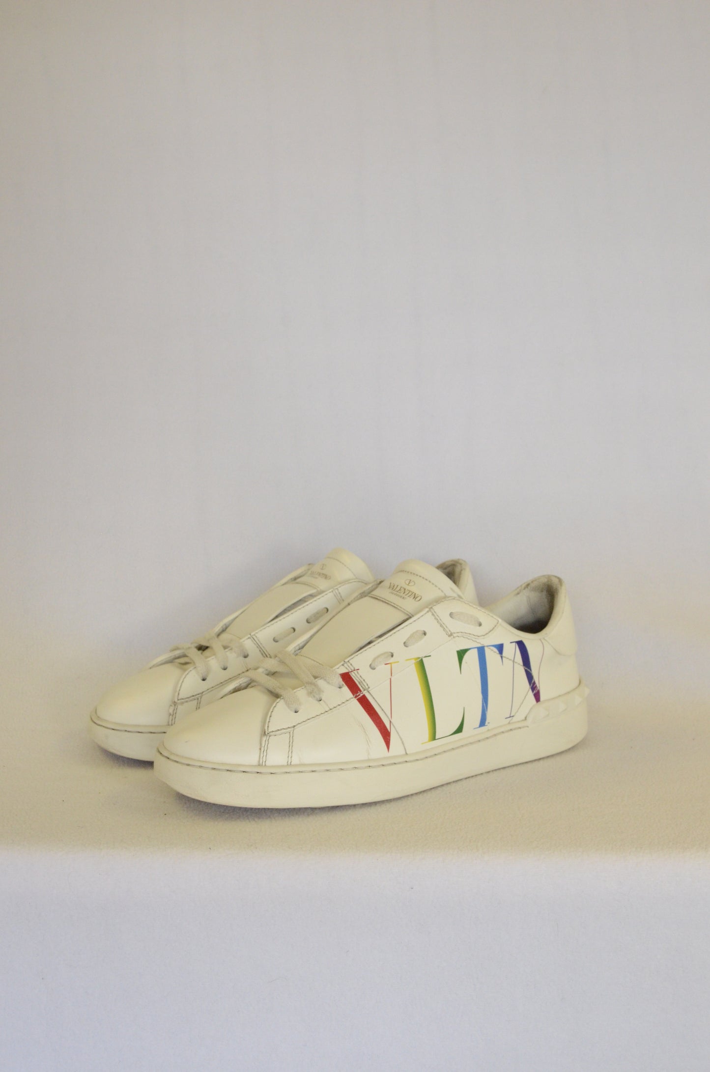 VALENTINO
