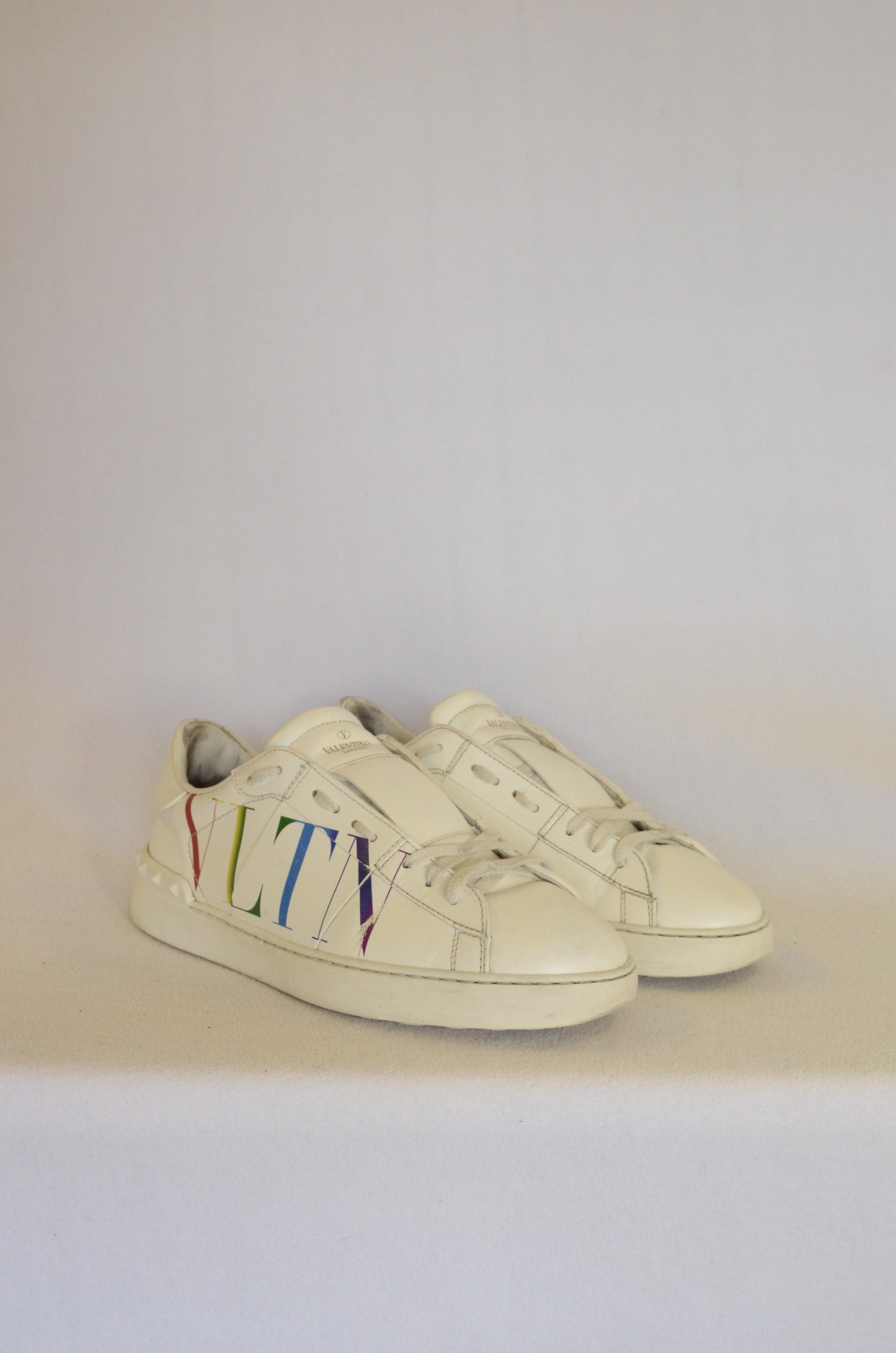 VALENTINO