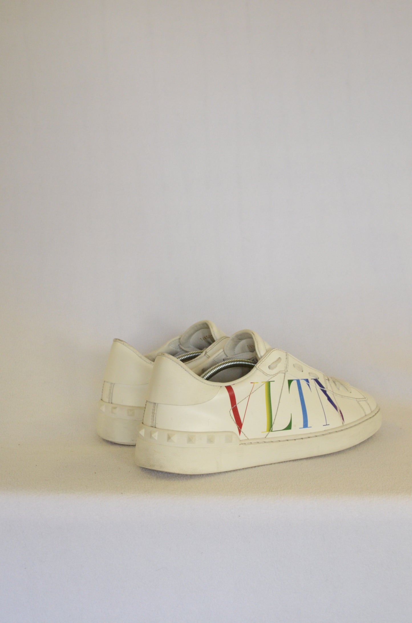 VALENTINO